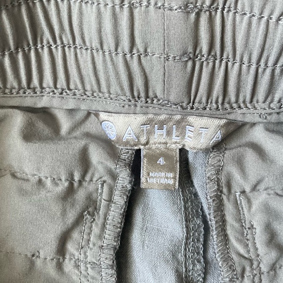 [Athleta] Beachside Bali Linen Shorts 4 - Picture 8 of 8